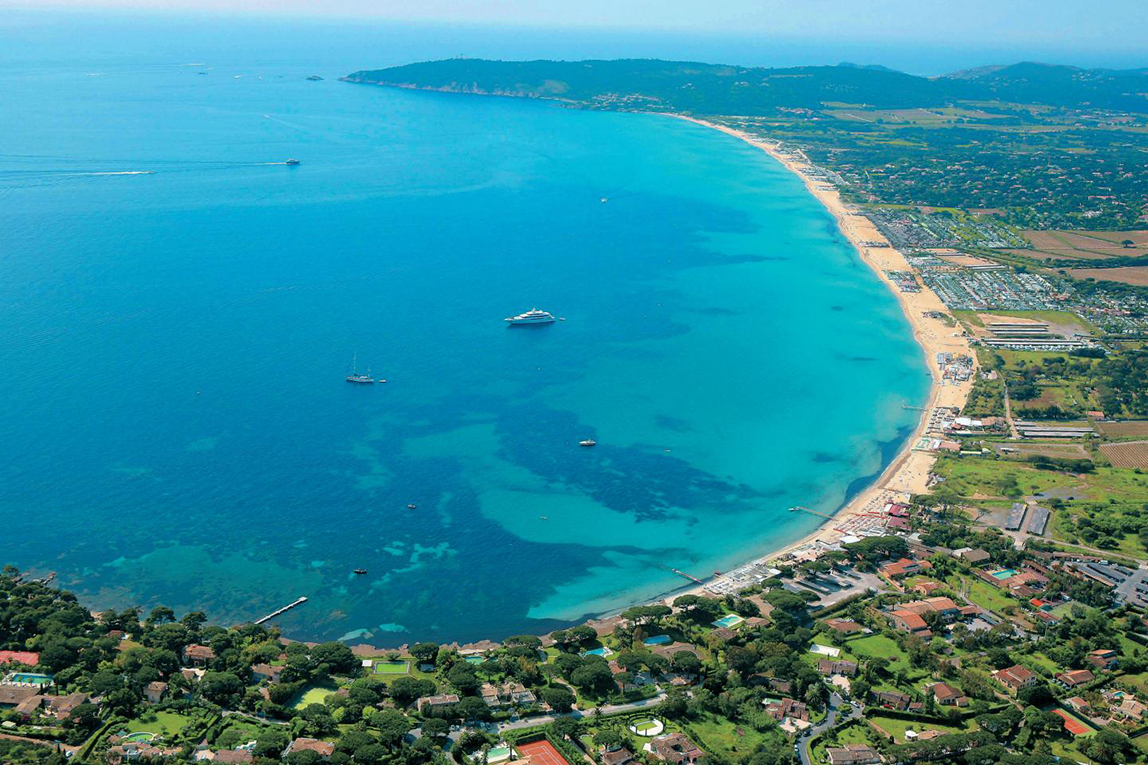 0 Vue De La Plage De Pampelonne. Photo V